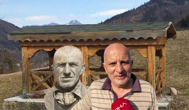 Babasının mezarına ahşap çatı yaptı, kendi vasiyetini de bıraktı