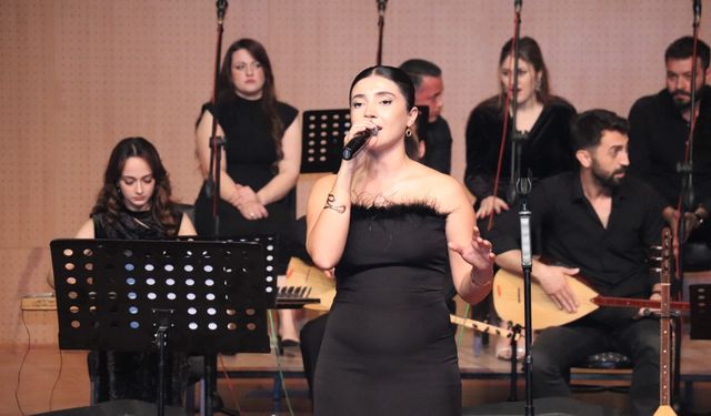 DESEK Orkestrası’ndan Öğretmenler Günü’ne Özel Coşkulu Konser