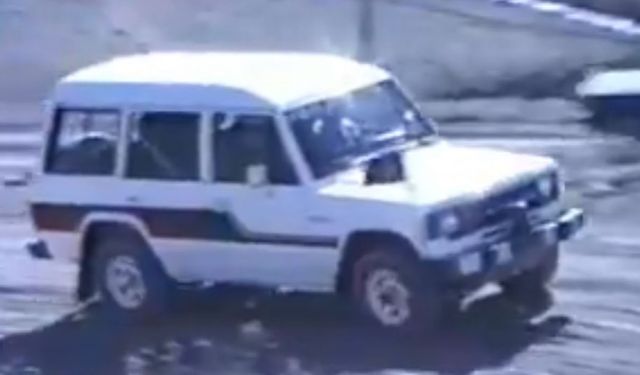 Efsane valinin oğlu 45 yıl sonra babasının makam aracını bulup satın aldı