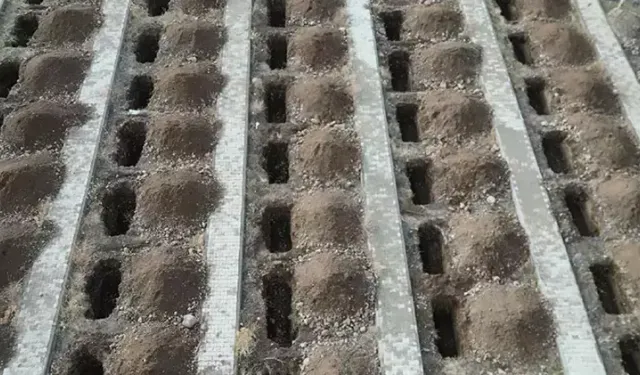 Erzurum'da dondurucu soğuklar öncesi '500 kışlık mezar' kazıldı