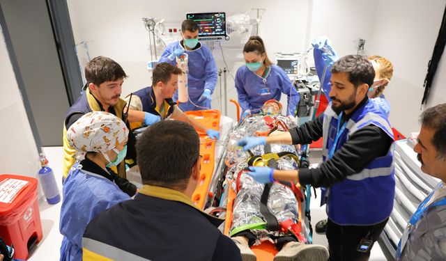 Kahramanmaraş’ta Hasta Yakınları Sinir Krizi Geçirdi