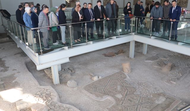 Kahramanmaraş’ta Tarih Öğretmenleri Germanicia Antik Kenti’ni İnceledi