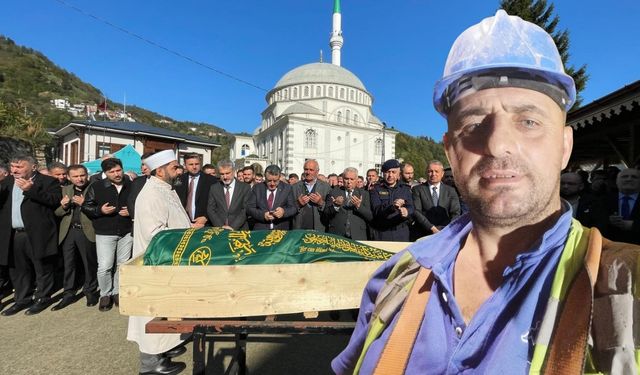 Metro inşaatında hayatını kaybeden Selahattin Erdoğan, memleketinde toprağa verildi