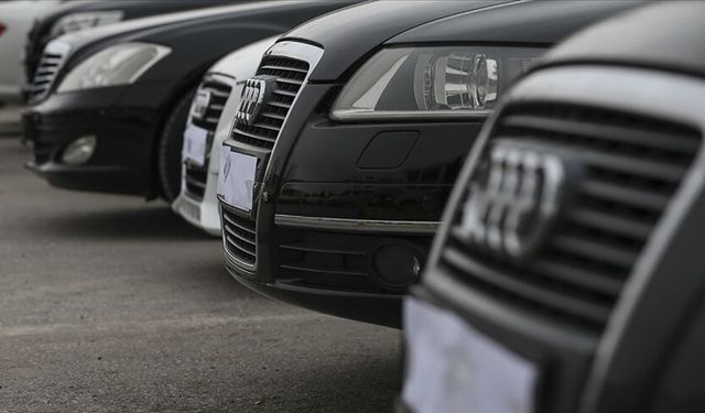 Gümrüklerde 1,7 milyar liralık kaçak araç operasyonu: 434 taşıta adli işlem