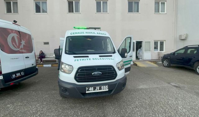 Dedenin Aracının Altında Kalan 2 Yaşındaki Çocuk Hayatını Kaybetti