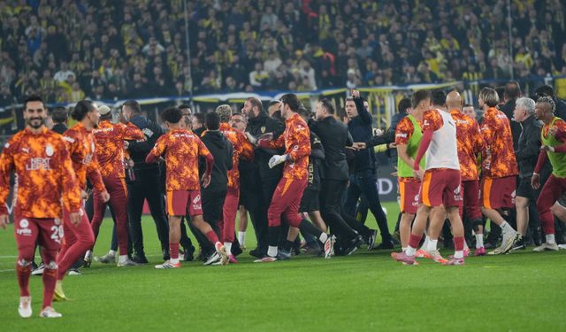 Galatasaray Derbiye Değişen Kadroyla Çıktı