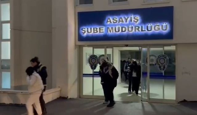 Kadın Çalışanlar Üzerinden Gasp Yapan Çeteye Darbe: 6 Tutuklama