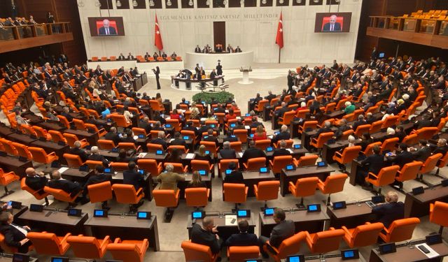 Yeni vergi düzenlemeleri yasalaştı: Emlak vergisi, araç harcı, KDV istisnası