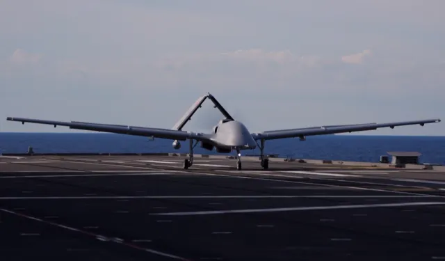 Bayraktar TB3 TCG Anadolu’dan Kalkışla ALBATROS-S’i Başarıyla Kontrol Etti