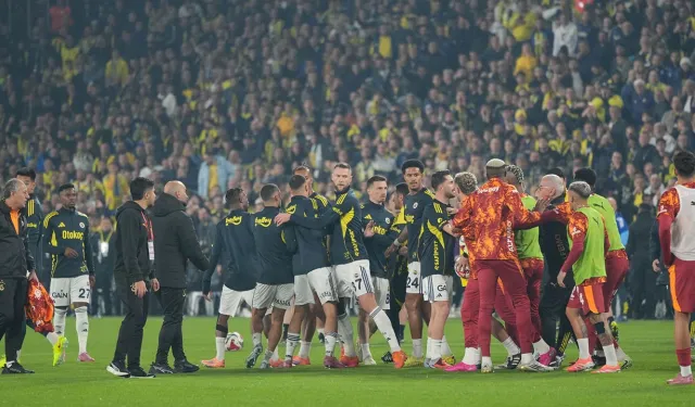Fenerbahçe-Galatasaray maçında kavga çıktı