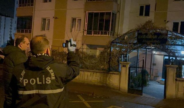 Baba-oğul arasındaki kavga kanlı bitti: 1’i ağır 2 yaralı