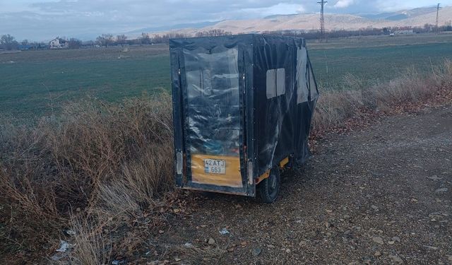 Isparta’da Elektrikli Motosiklet Devrildi: 2 Kişi Hafif Yaralandı