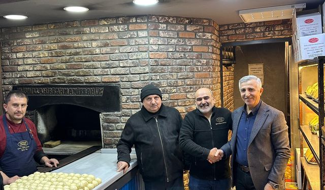 Kahramanmaraş Valisi Ünlüer, Kapalı Çarşı esnafıyla buluştu