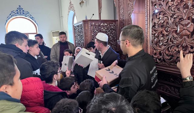 Kahramanmaraş’ta “Caminin Gölgesinde Yetişen Nesil” buluşması ilgi gördü