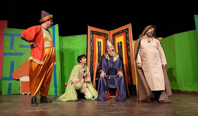 Kahramanmaraş’ta çocuklara tiyatro şöleni: “Uykusuz Kral” sahnelendi