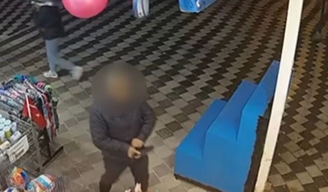 Kahramanmaraş’ta Şaşırtan Hırsızlık: Çekirdek Yiyerek Şemsiye Çaldı