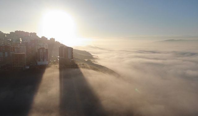 Kahramanmaraş güne yoğun sisle uyandı