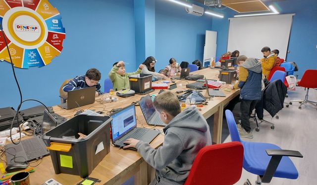 Kahramanmaraş'ta spor, teknoloji ve sanat tek çatı altında