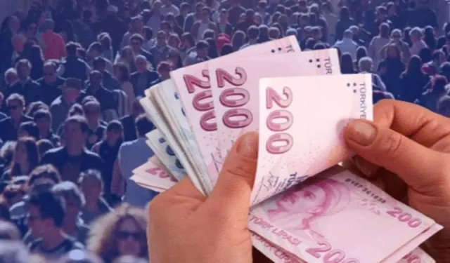 Kamu Çalışanları ve Emeklilerden Ek Zam Düzenlemesine Tepki