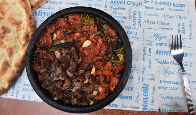 Kiremitte pişiyor, damakta kalıyor: Kahramanmaraş’ın unutulmaz lezzeti eliböğründe