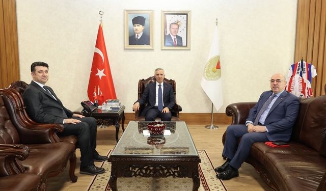 KSÜ Rektörü Mahmut Ak’tan Vali Mükerrem Ünlüer’e ziyaret