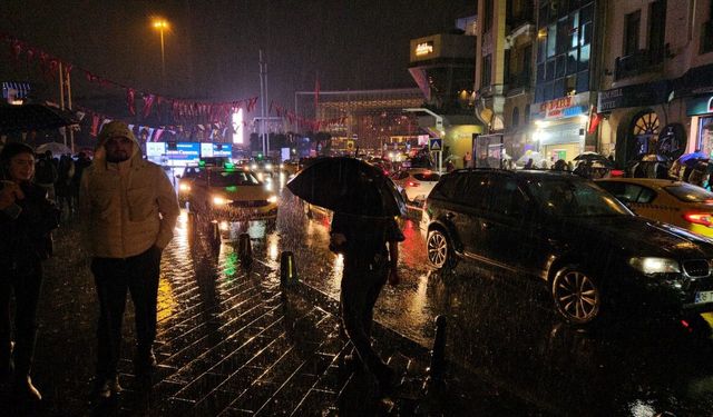 Meteoroloji'den alarm! 23 il için sarı kodlu sağanak uyarısı