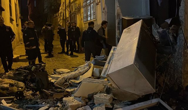 Şanlıurfa’da gaz sıkışması patlaması: Anne ve 3 çocuğu yaralandı