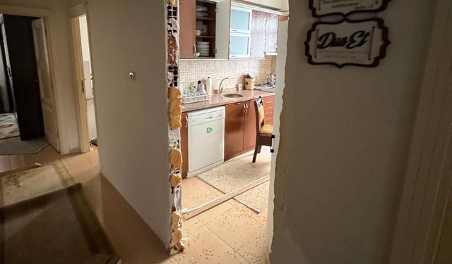 Kahramanmaraş'ta 3 katlı binada doğal gaz patlaması: 1 yaralı