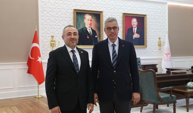 AK Partili İrfan Karatutlu Bakan Memişoğlu ile bir araya geldi