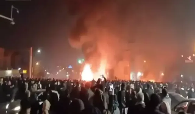 İran’da Protestolar Kanlı Bilanço: 2 Bin 550 Ölü, 18 Bin 434 Gözaltı