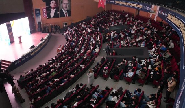 Kahramanmaraş İstiklal Üniversitesi aday öğrencilerle buluştu