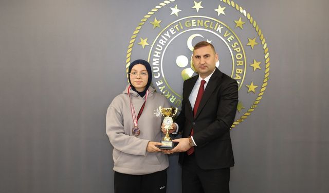 Kahramanmaraşlı sporcu Snowbike Türkiye üçüncüsü oldu