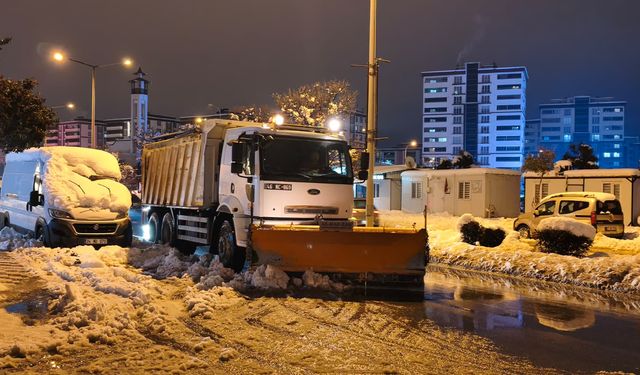 Kahramanmaraş’ta ana yollar ulaşıma açık tutuluyor