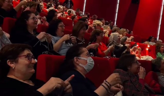 Kahramanmaraş’ta anneler ve çocuklara özel sinema ve örgü etkinliği
