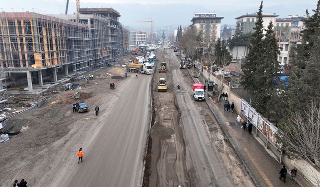 Kahramanmaraş'ta Azerbaycan Bulvarı’nda asfalt öncesi hazırlıklar başladı