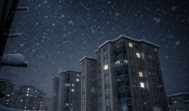 Kahramanmaraş’ta beklenen kar yağışı başladı