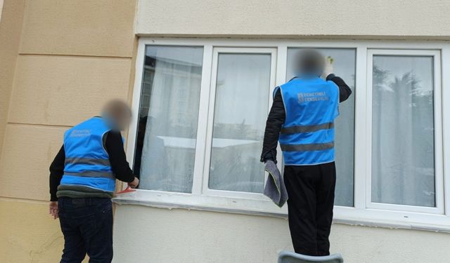 Kahramanmaraş’ta denetimli serbestlik kapsamında okul temizliği yapıldı