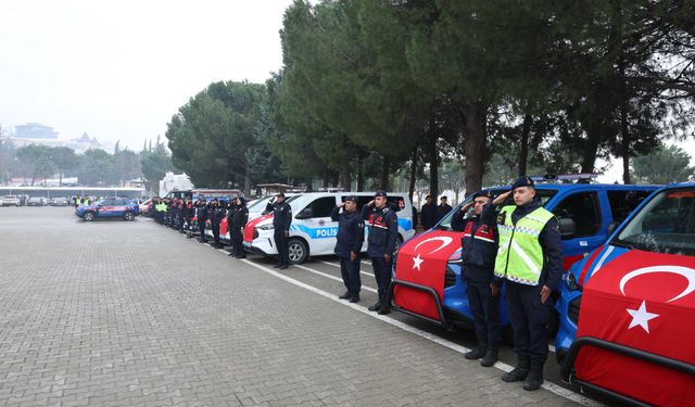 Kahramanmaraş’ta emniyet ve jandarmaya 88 yeni araç