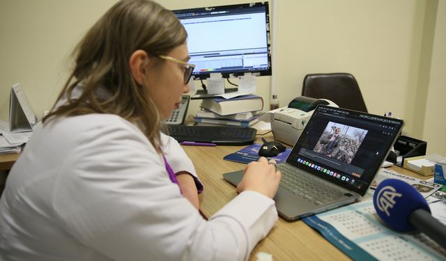 Kahramanmaraş’ta Görev Yapan Filistinli Doktor, AA “Yılın Kareleri” Oylamasına Katıldı