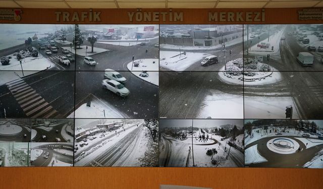 Kahramanmaraş’ta karla mücadeleye 264 kamera destek veriyor