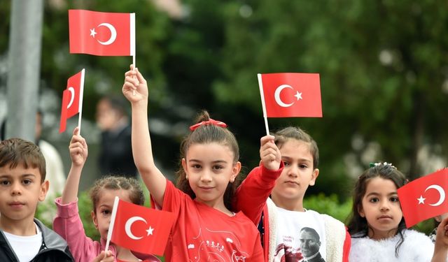 Kahramanmaraş’ta okullar ikinci dönemin Türk bayraklarıyla donatılacak