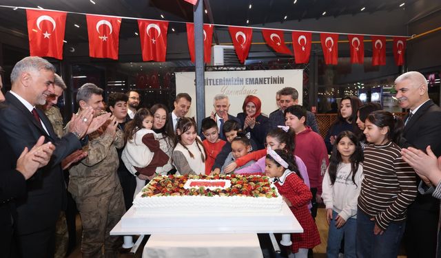 Kahramanmaraş’ta şehit çocukları için anlamlı doğum günü programı