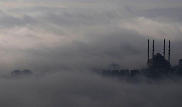 Kahramanmaraş’ta sabah saatlerinde yoğun sis etkili oldu