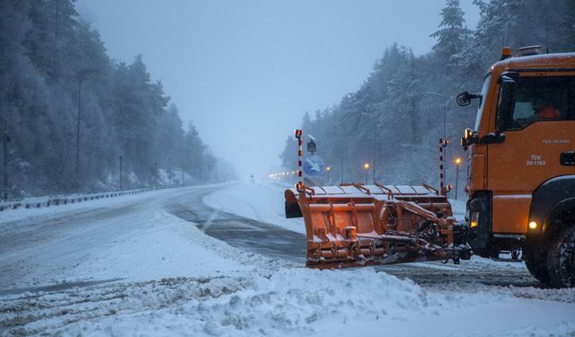 Kayseri-Kahramanmaraş kara yolu araç trafiğine kapatıldı