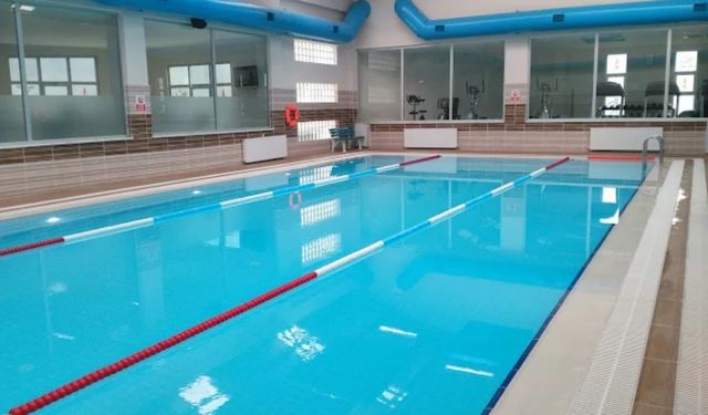 Şehit Abdullah Çavuş Kapalı Yüzme Havuzu yeniden hizmette