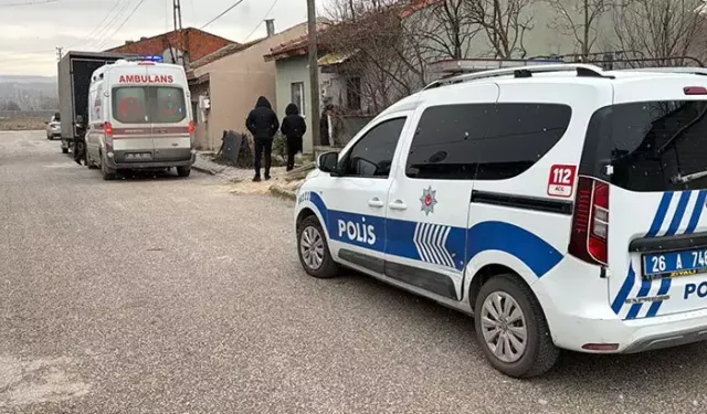 Yatağında ölü bulunan Eren’in ölüm nedeni araştırılıyor