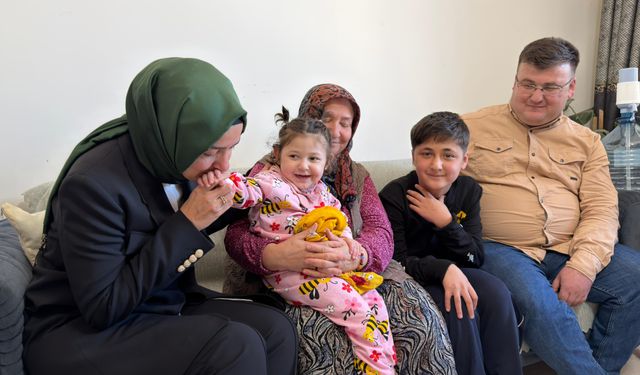 Dr. Betül Sayan Kaya Kahramanmaraş’ta Bacak Ailesinin Misafiri Oldu