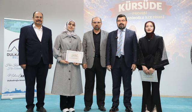 Dulkadiroğlu’nda Gençler Kürsüde İlçe Finali heyecanı