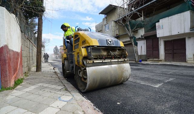 Dulkadiroğlu’nda altyapı sonrası asfalt çalışması başladı