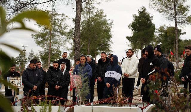 İstiklalspor, deprem şehitlerini rahmetle andı